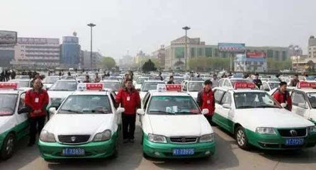 衡水電動出租車決策反思 無樁先行，如何駛向綠色未來？